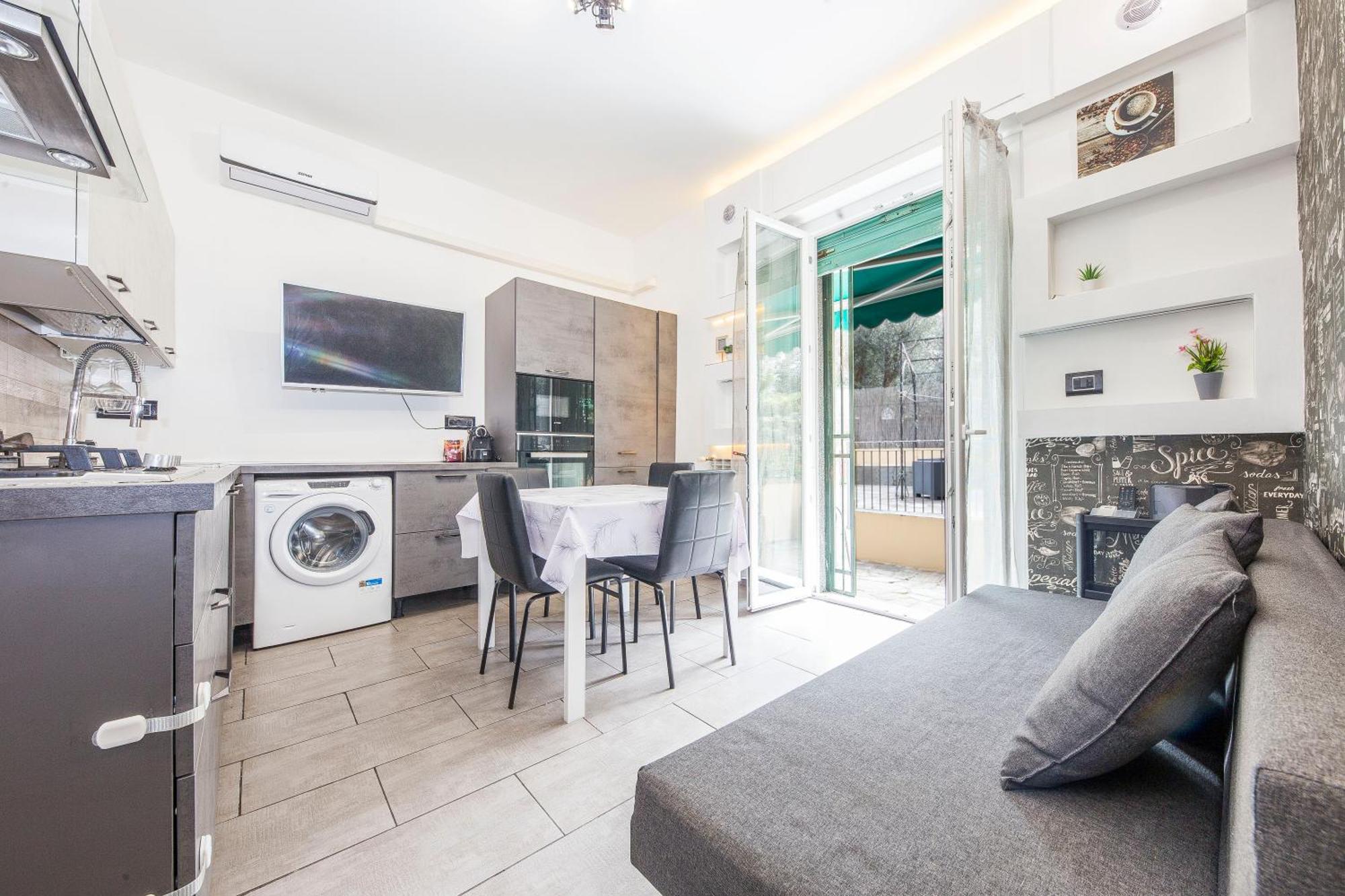 Due Passi Dal Mare Apartment Генуа Екстериор снимка