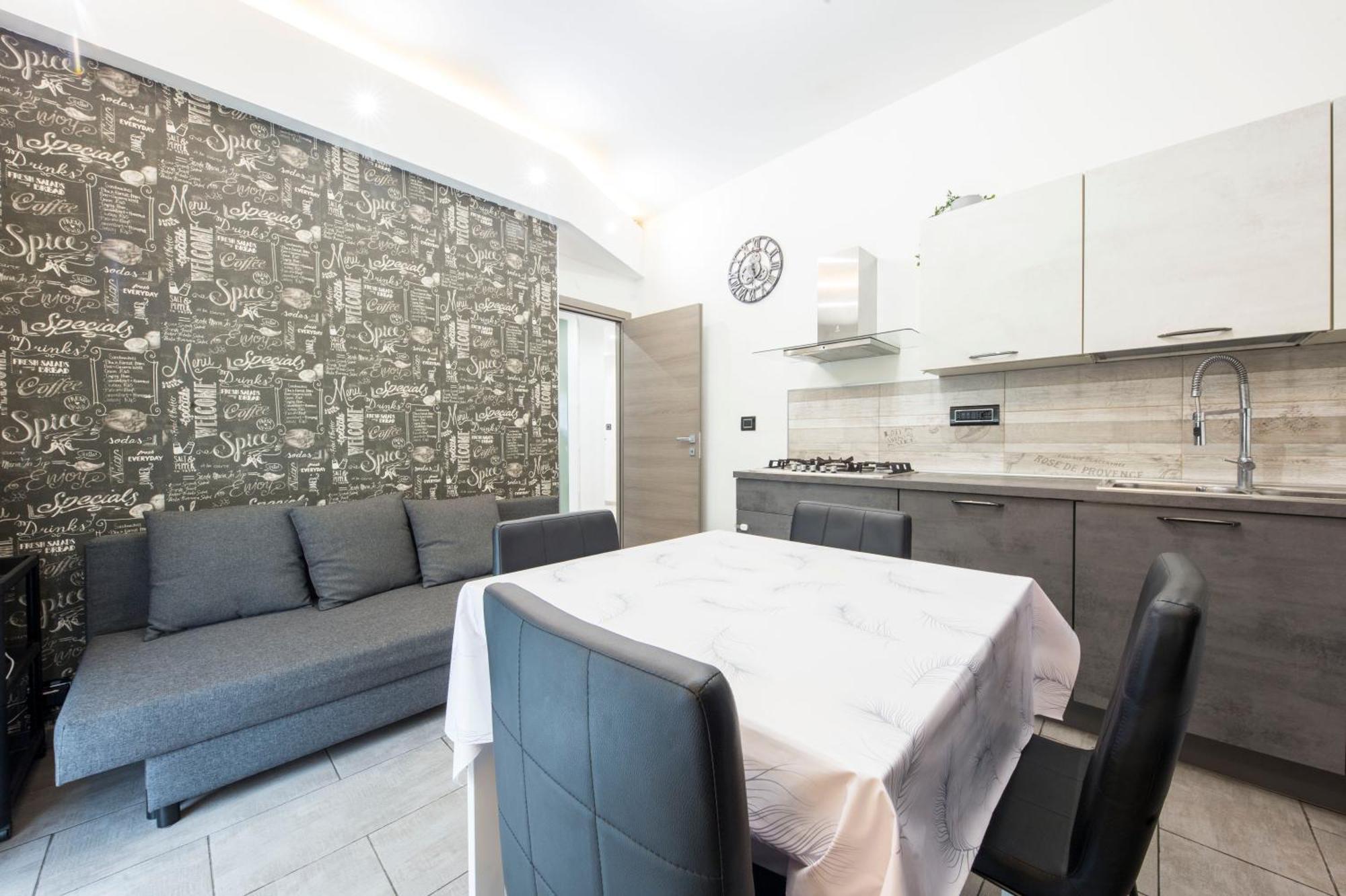 Due Passi Dal Mare Apartment Генуа Екстериор снимка